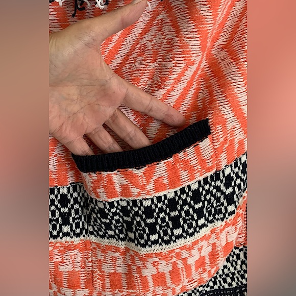 LUCKY Fringe Jacquard Sweater Vest - Picture 7 of 13